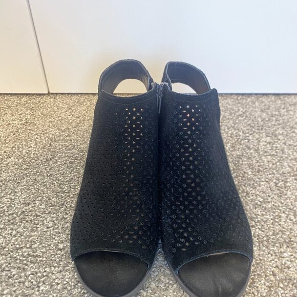 Lucky Brand Slingback Ankle Booties Black Suede Open Toe Heeled Boots Size‎ 7 - Picture 5 of 8